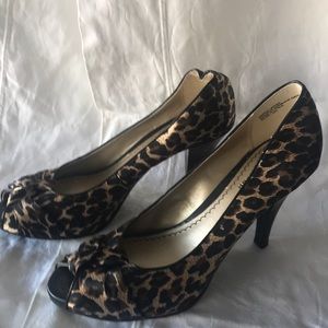 High heel shoes